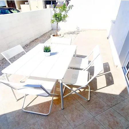 Secondhome102 Apartman